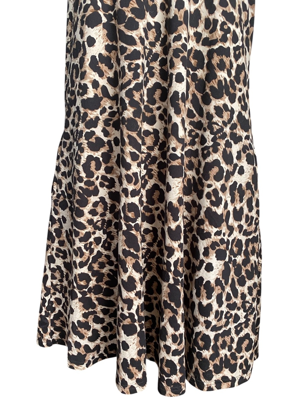 EUC Leopard Print Swing Dress Soft Flowy Spaghetti Strap Pockets Size Large - Picture 7 of 12